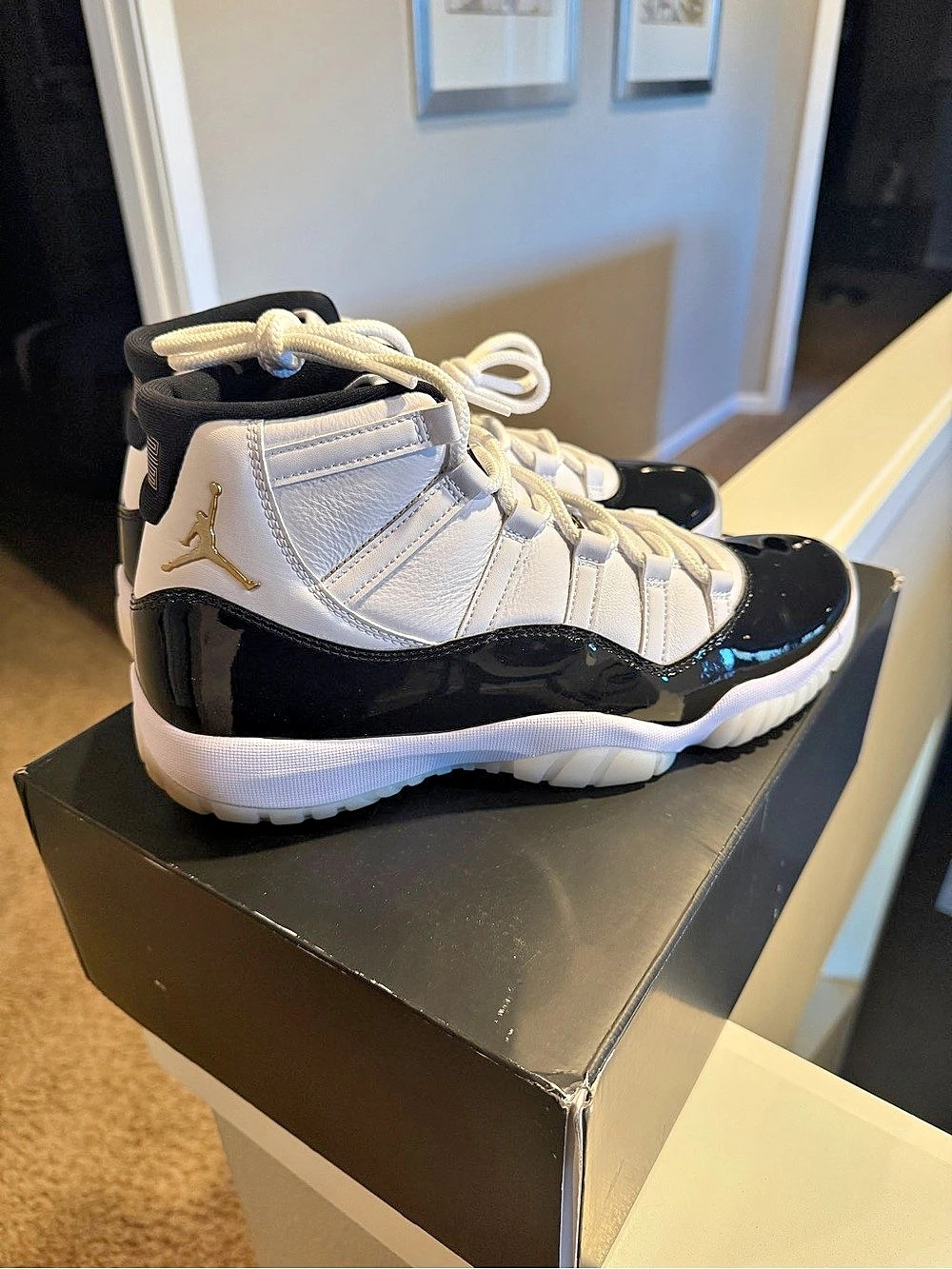 Jordan Air Jordan 11 Retro 'Gratitude / Defining Moments' White & Black US 11.5